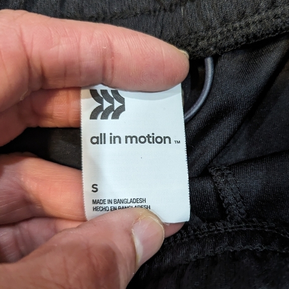 All in motion boys basketball shorts, size small - Picture 3 of 3